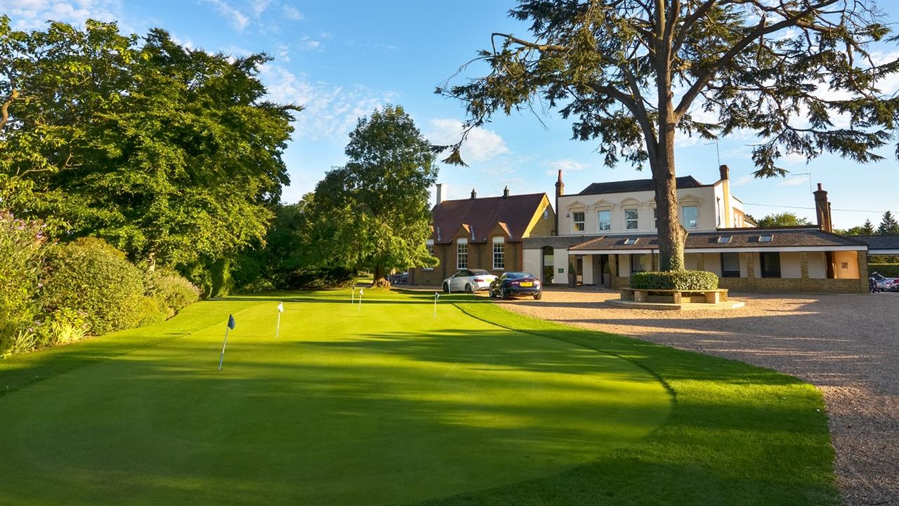 ASHFORD MANOR GOLF CLUB